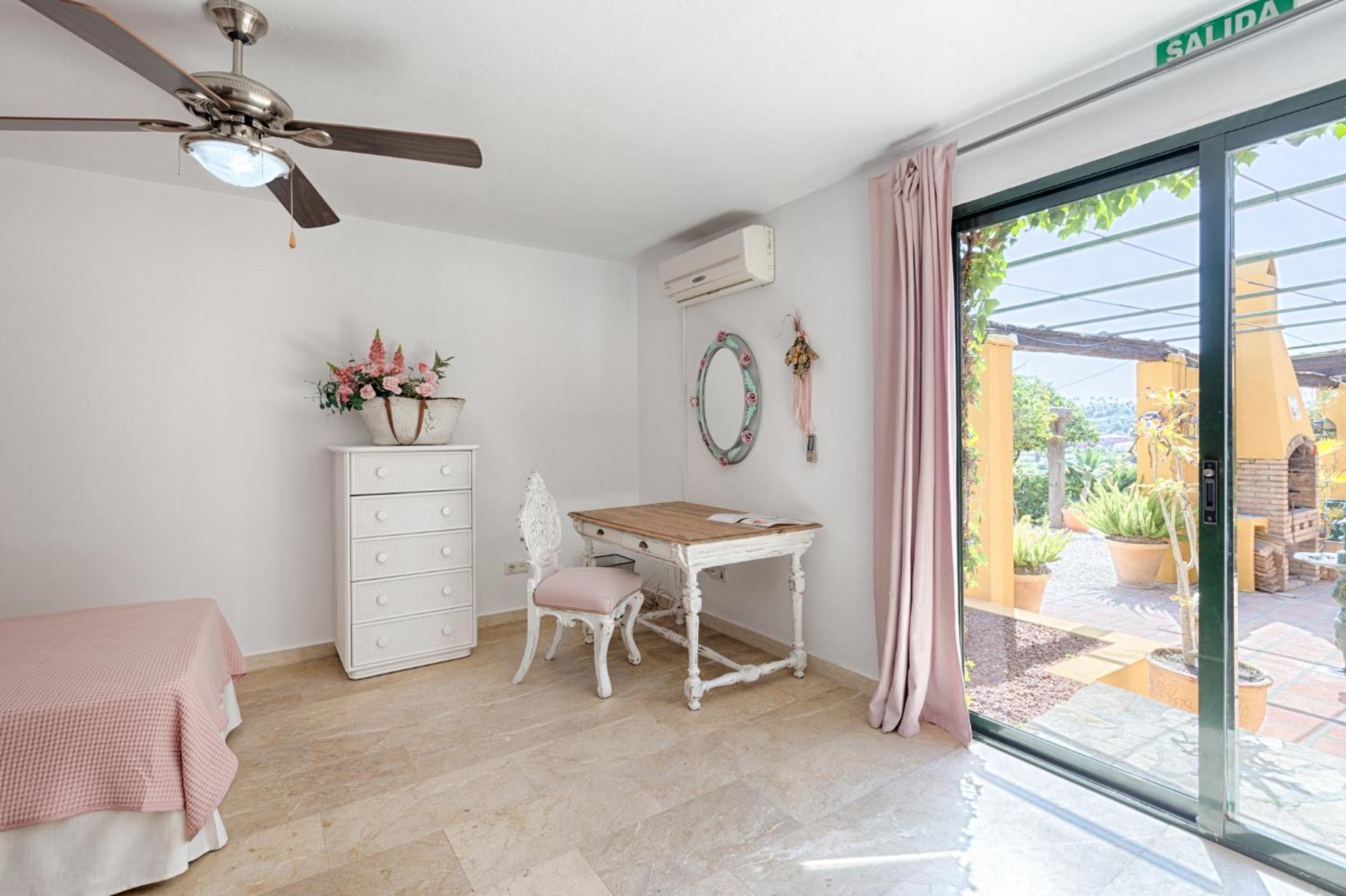 Hanami Finca Cumbres Borrascosas Εστεπόνα Εξωτερικό φωτογραφία
